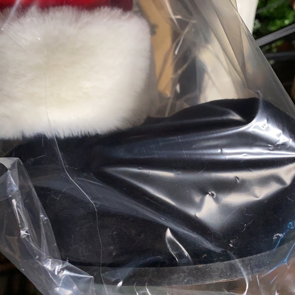 Pottery Barn Kids Large Standing Velvet Santa Claus Holiday Decor 🎅🏻🎁🎄 - Picture 9 of 11